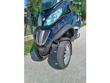 Piaggio MP3 300 B kategorije