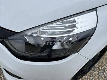 Far levi za Renault Clio od 2012. do 2016. god.