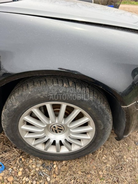 Poklopac motora 3.2 V6