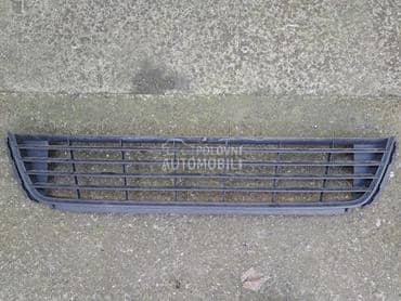 Centralna rešetka R-line za Volkswagen Polo od 2009. do 2018. god.