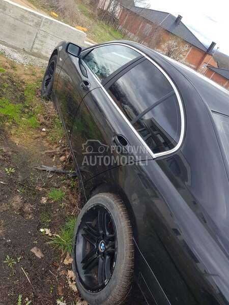BMW 745 -  kompletan auto u delovima