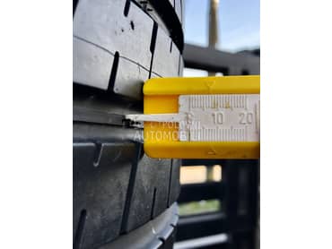 Pirelli 275/35 R21 Letnja