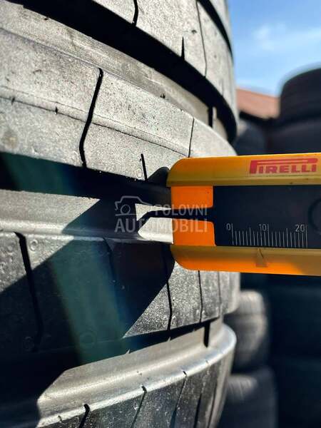 Pirelli 305/35 R21 Letnja
