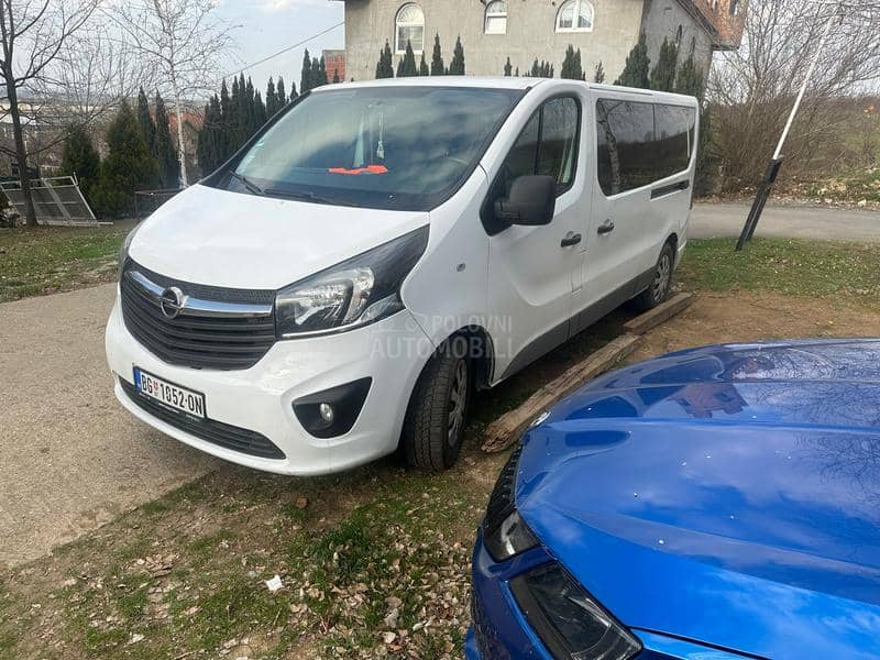 Opel Vivaro 1.6 bi turbo