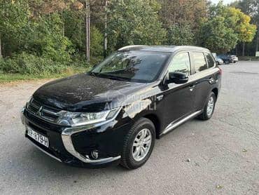 Mitsubishi Outlander 2.0 PHEV Business