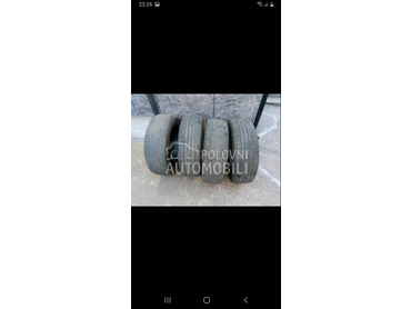 Vredestein 225/55 R19 Letnja