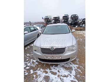 Prednji amortizeri top stanje za Škoda Superb od 2008. do 2012. god.