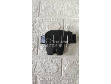 Brava gepeka c5 za Citroen C5 od 2008. do 2016. god.