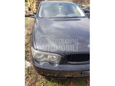 Desni far za BMW 745