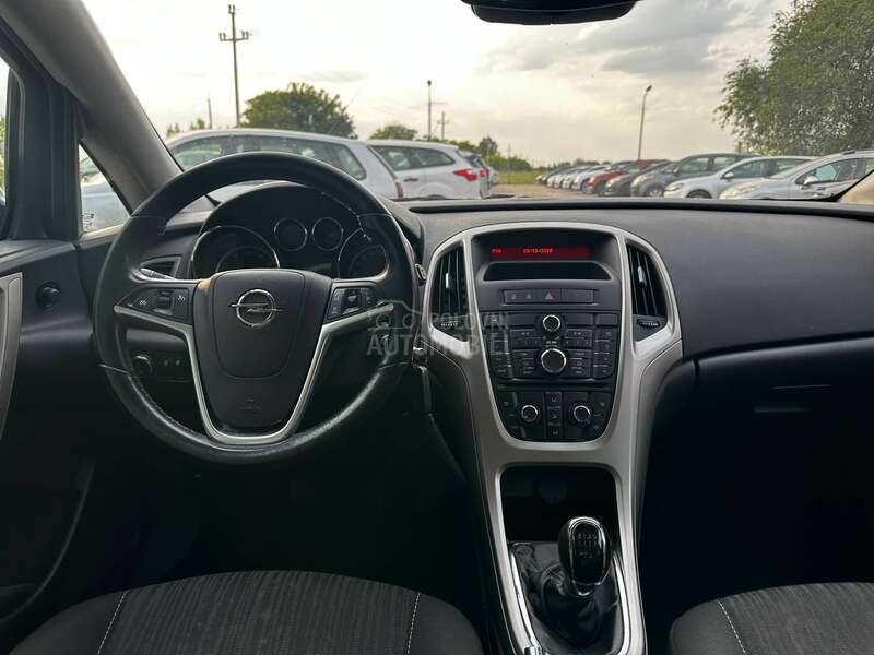 Opel Astra J 1.4