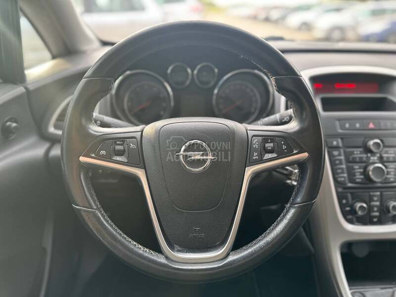 Opel Astra J 1.4