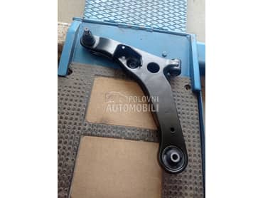 Viljuška za Mitsubishi Outlander od 2003. do 2006. god.