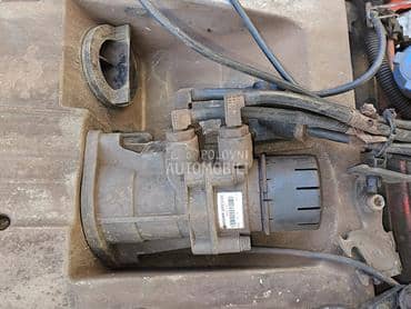 Podpedalni kocioni ventil MAN