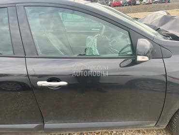 Vrata prednja desna crna NV676 za Renault Megane od 2009. do 2016. god.