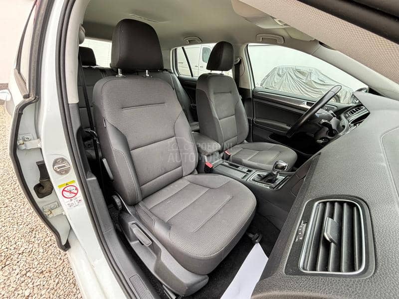 Volkswagen Golf 7 e Golf matrix