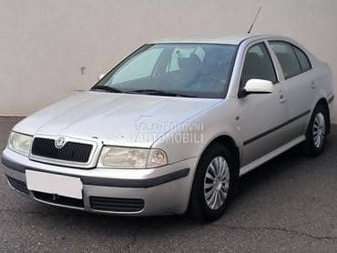 Škoda Octavia I 1.6i -  kompletan auto u delovima