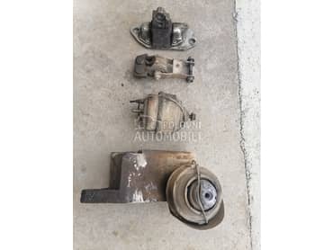 Nosaci motora D5 za Volvo S60, V70