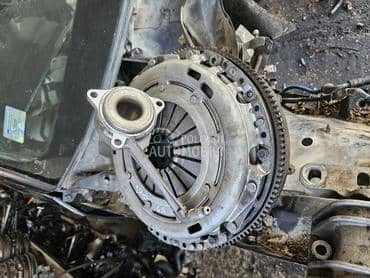 zamajac i set kvacila za Volkswagen Golf 5, Passat B6 od 2004. do 2010. god.