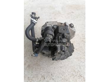 Bosh pumpa D5 za Volvo S60, V70