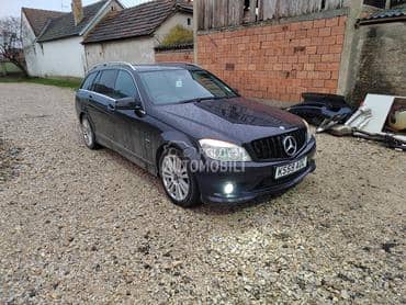 Mercedes Benz C Klasa -  kompletan auto u delovima