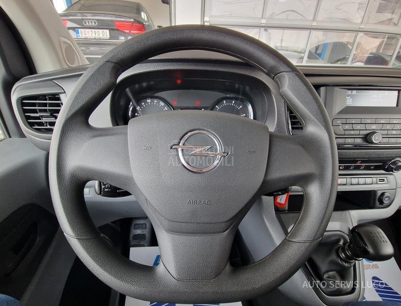 Opel Vivaro L1 zadnja klima 9 sed