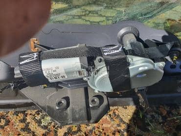 Motor zadnjeg brisača za Volvo C30 od 2004. do 2009. god.