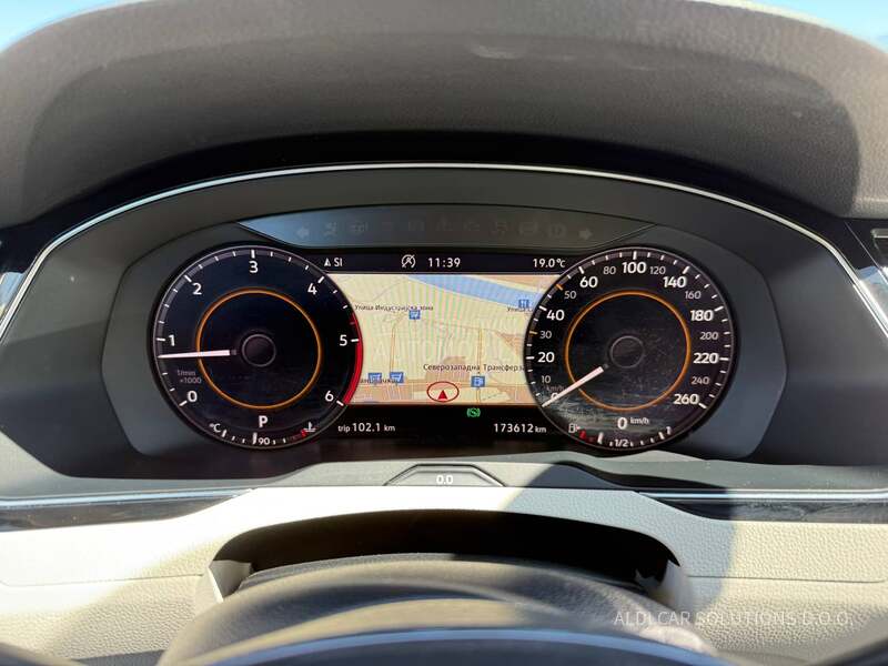 Volkswagen Passat B8 2.0 Tdi R-Line