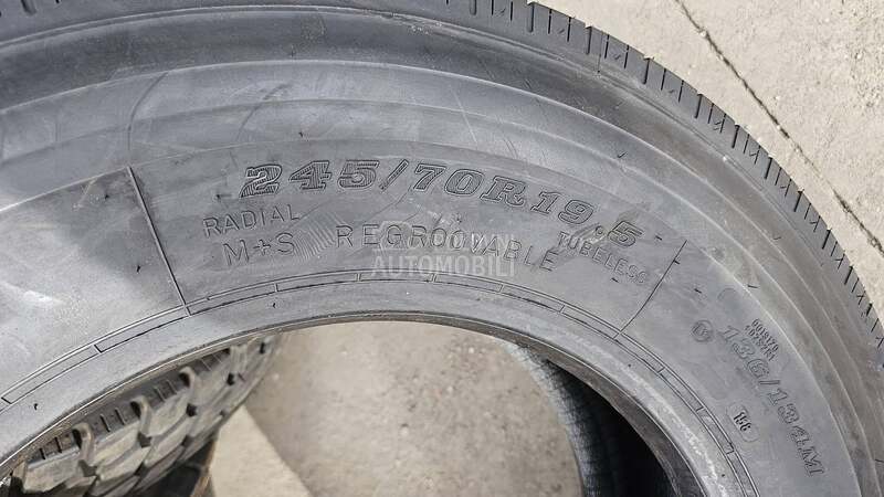Dunlop 245/70 R19.5 Sve sezone