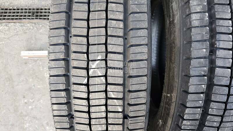 Dunlop 245/70 R19.5 Sve sezone