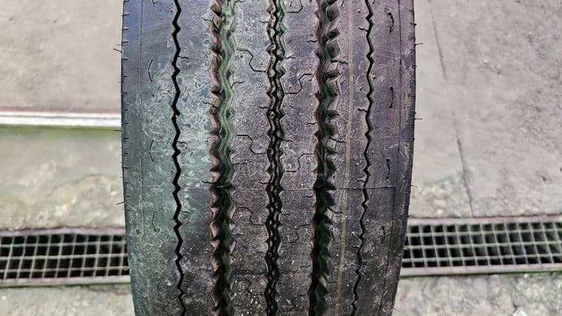 Uniroyal 265/70 R19.5 Sve sezone