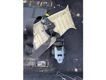 Prednji desni pojas za BMW 518, 520, 523 ... od 2010. do 2016. god.