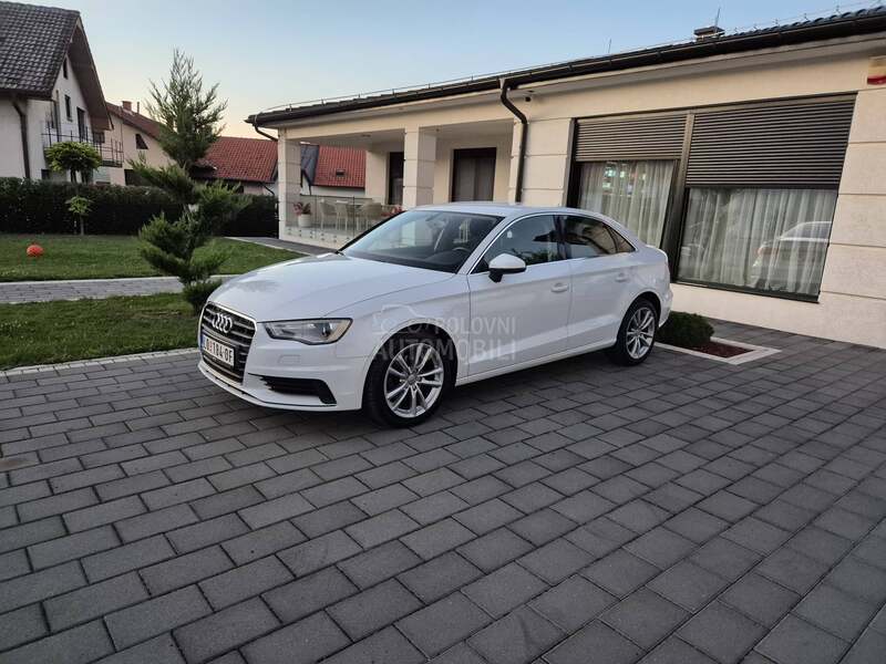Audi A3 1.6 tdi - Led limuz