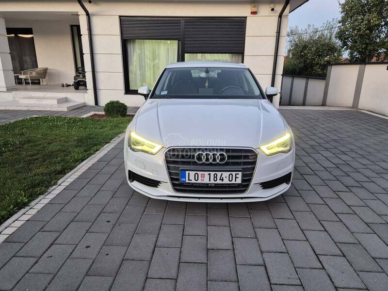 Audi A3 1.6 tdi - Led limuz