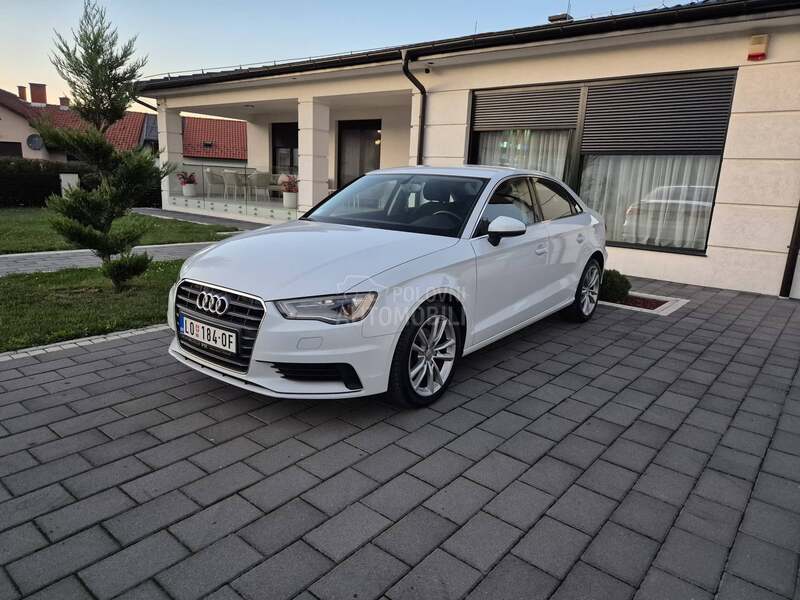 Audi A3 1.6 tdi - Led limuz