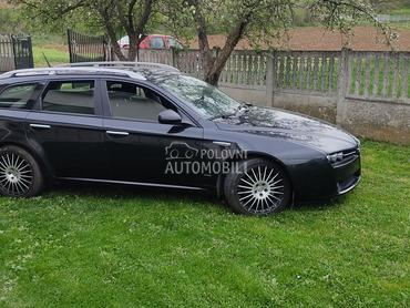 Alfa Romeo 159 Distinctive