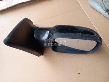 Retrovizor za Renault Megane za 2006. god.