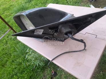 retrovizor za Audi Q5 od 2005. do 2015. god.