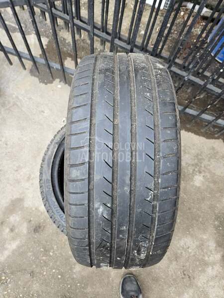 Dunlop 225/45 R17 Letnja