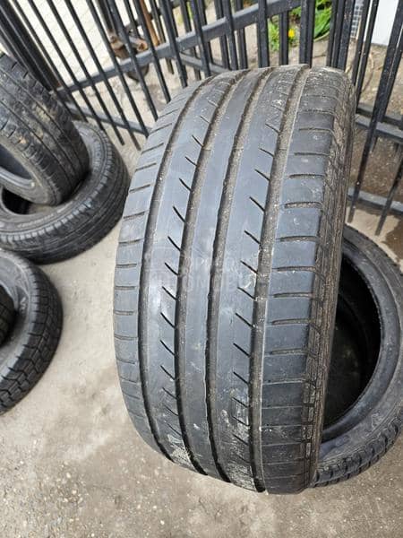 Dunlop 225/45 R17 Letnja