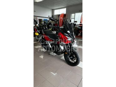 Voge SR1 125 ADV