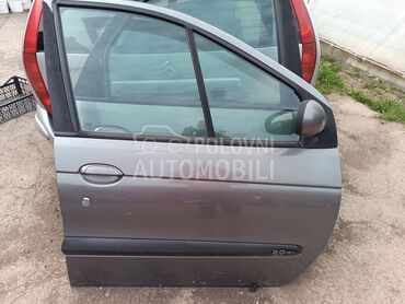 prednja desna vrata za Renault Scenic od 1999. do 2003. god.
