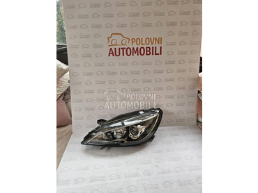 Levi desni far za Peugeot 308 od 2013. do 2018. god.