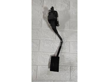 Papuca gasa za Citroen C5 od 2008. do 2016. god.