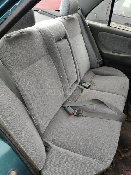 Mitsubishi Lancer 2.0 D 1994. god. -  kompletan auto u delovima