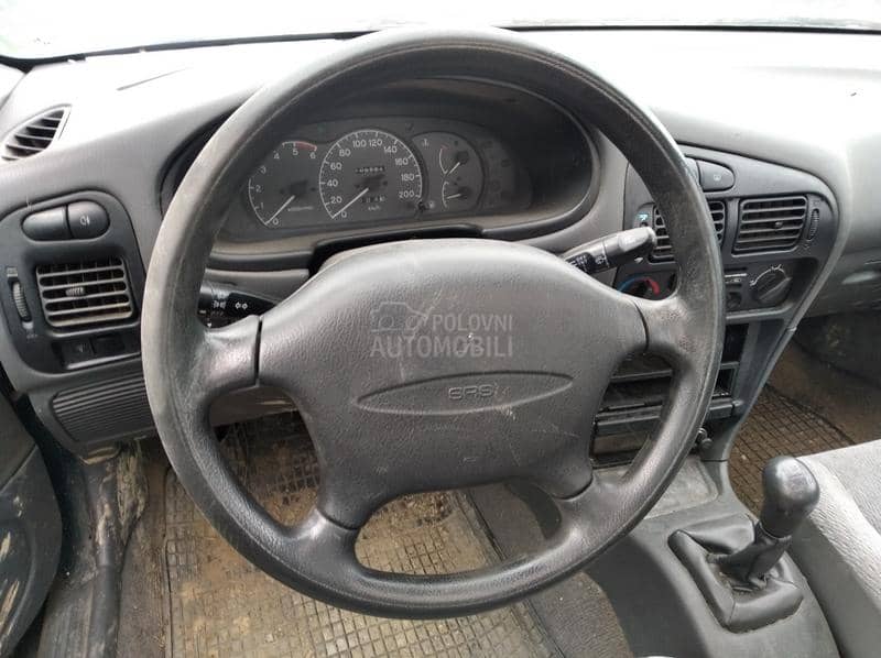 Mitsubishi Lancer 2.0 D 1994. god. -  kompletan auto u delovima