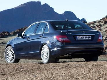 Mercedes Benz C 200 W204 2010. god. -  kompletan auto u delovima