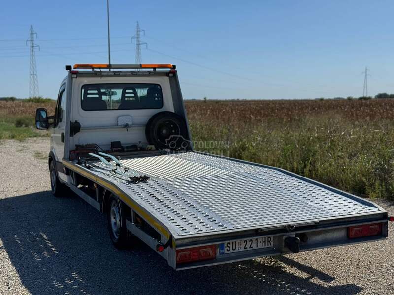 Iveco 35S15
