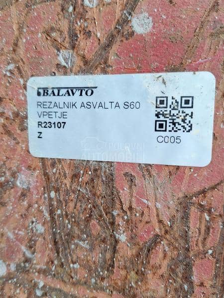 Sekač asfalta 380 mm Volvo S60