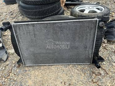 Hladnjak vode ulja za Audi A4 od 2002. do 2007. god.