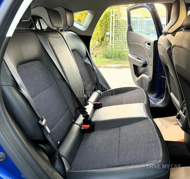 Renault Captur 1.6  INTENS PLUG-IN
